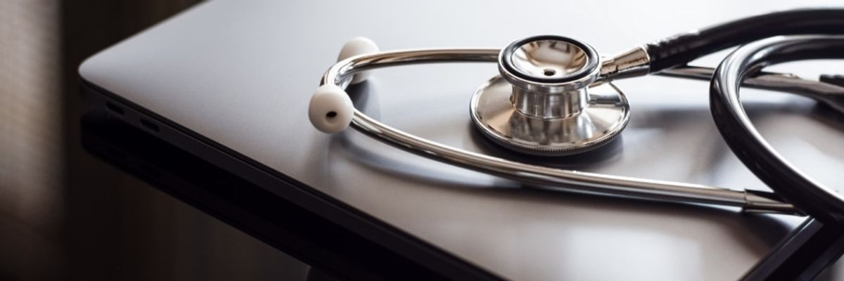 Key factors for choosing the ideal EMR system