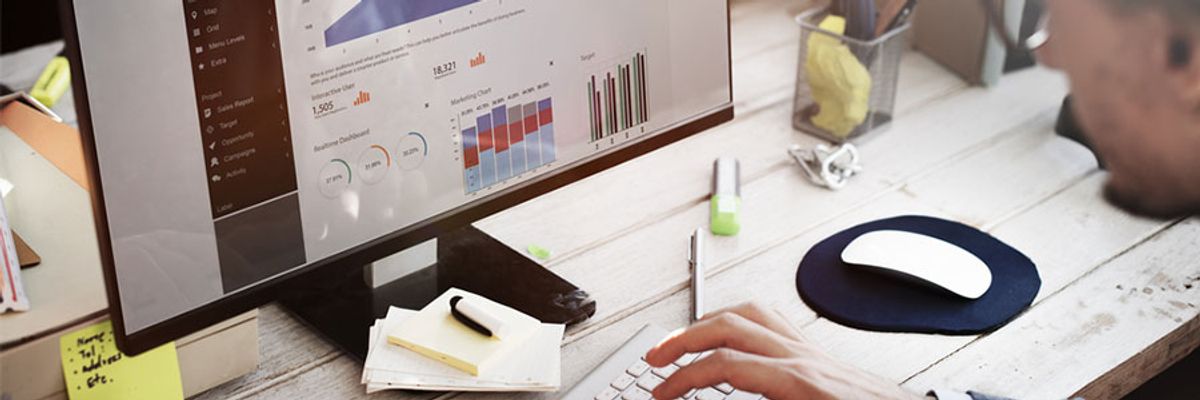 Use data analytics to manage backups
