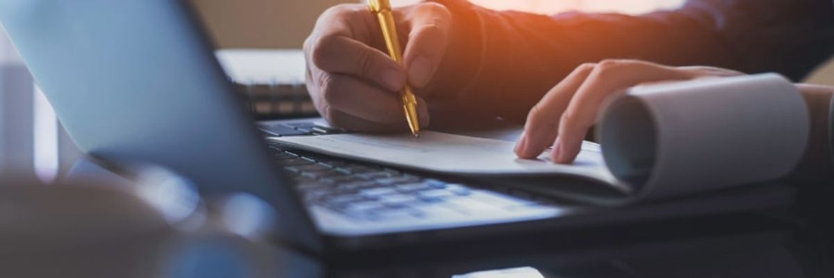 Everything you need to know about monitoring employees online