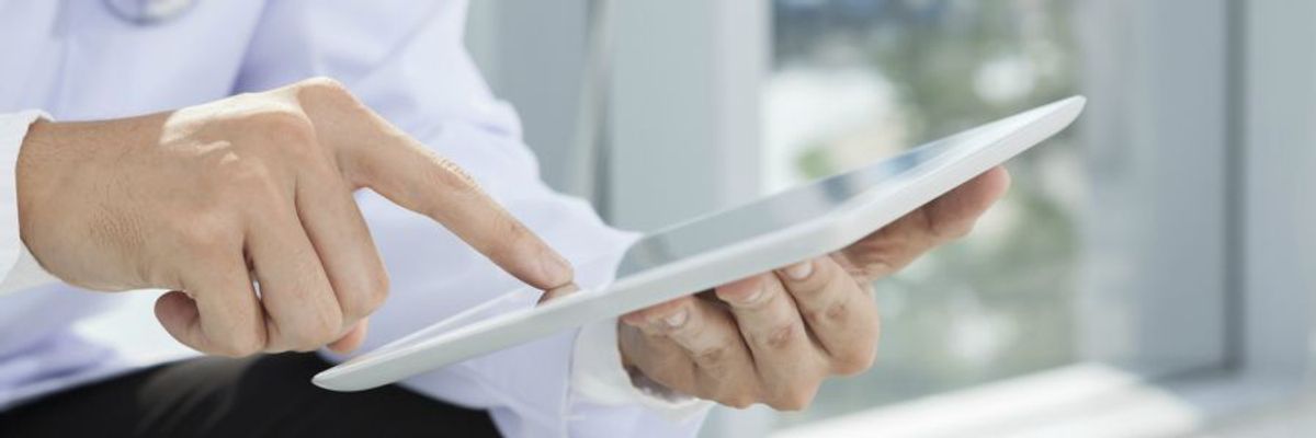 Ways healthcare practices benefit from online scheduling
