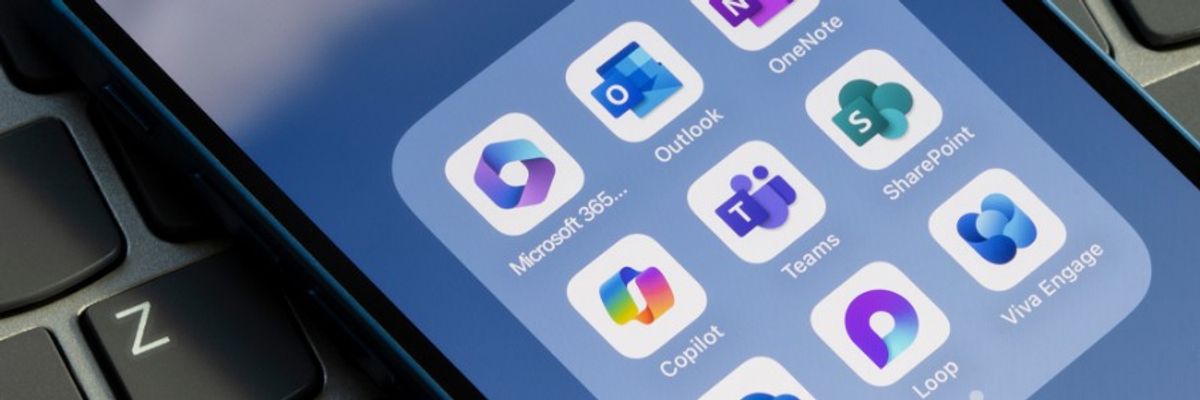 Working better together: A simple guide to Microsoft Loop in Outlook and Teams