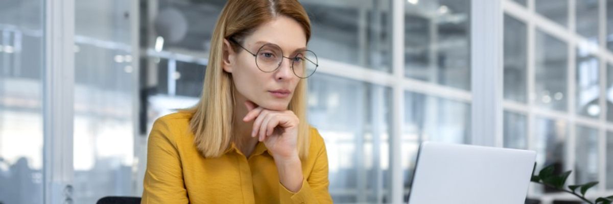 Is it worth monitoring employees online?